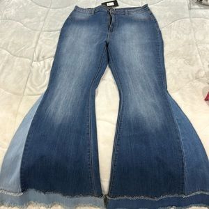 Only the best vibes bellbottom jeans